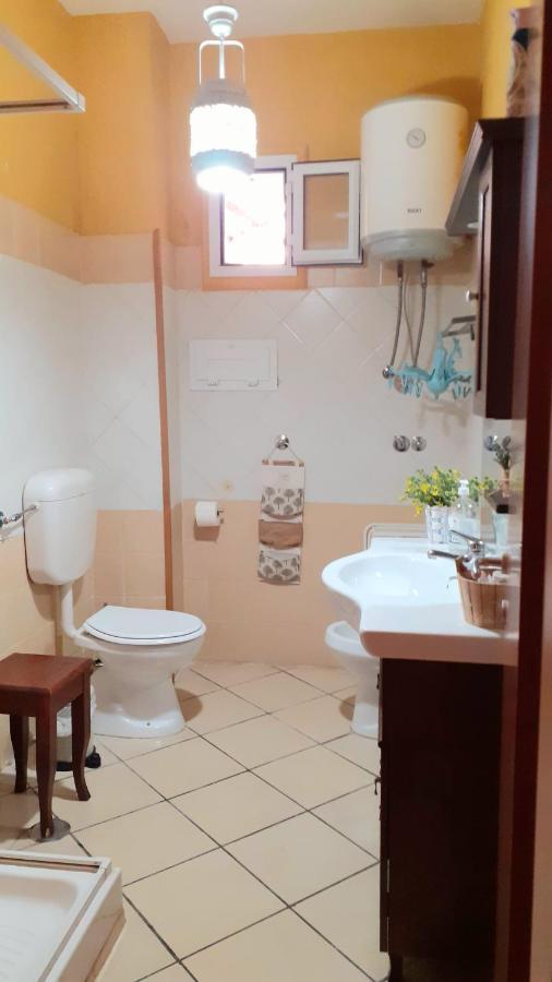 Casa vacanze Donna Manu', In Posizione Centralissima, Tra Stazione Centrale, Metro E Aeroporto